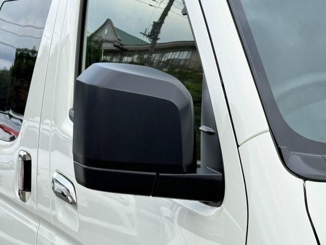 HIACE van 2WD