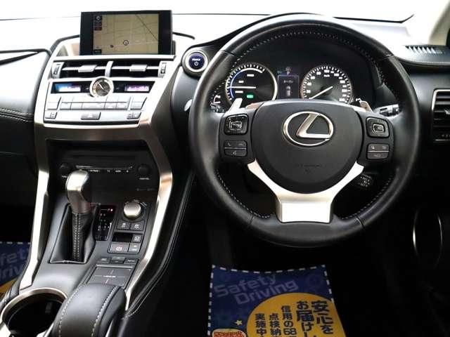 LEXUS NX300h