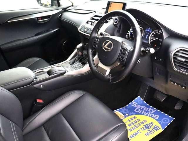 LEXUS NX300h