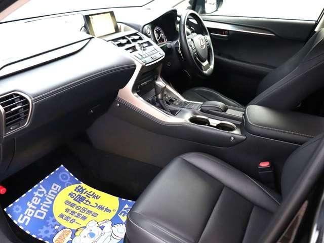 LEXUS NX300h