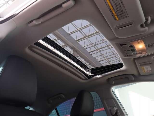 LEXUS IS200t