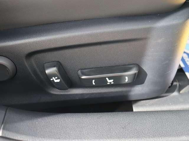 LEXUS IS200t