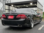 CROWN sedan