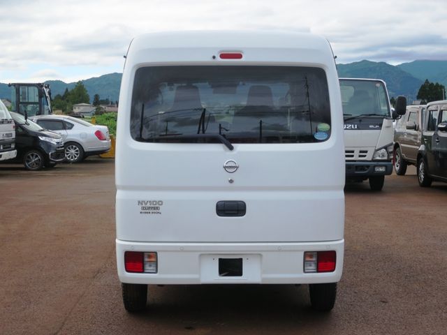 NV100 CLIPPER 4WD