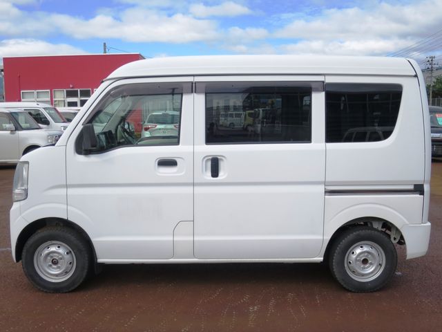 NV100 CLIPPER 4WD