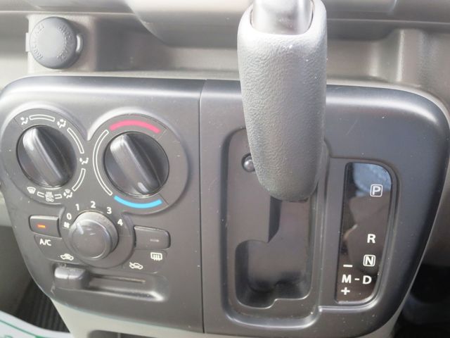 NV100 CLIPPER 4WD