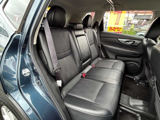 X-TRAIL 4WD