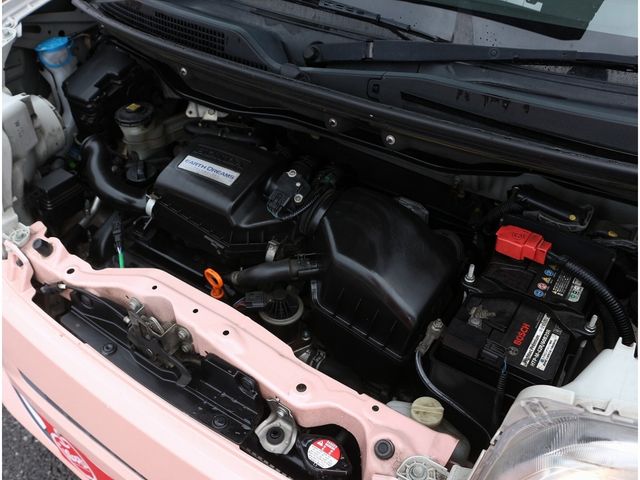N BOX