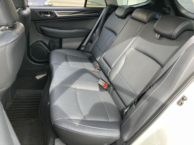 LEGACY OUTBACK