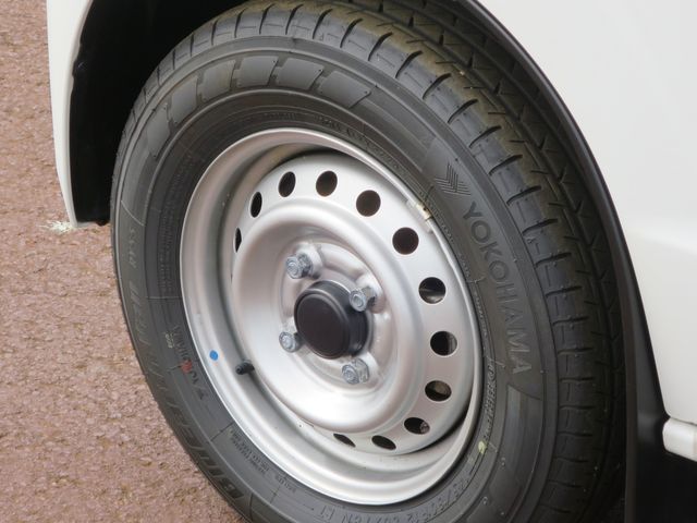 NV100 CLIPPER 4WD