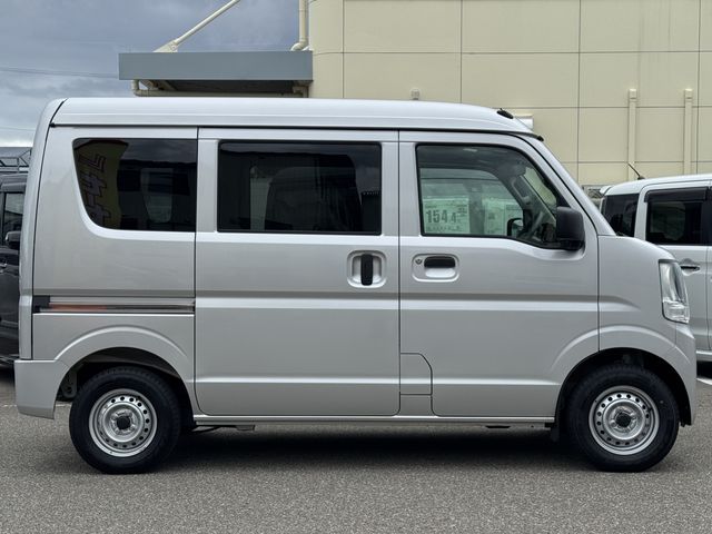 CLIPPER van