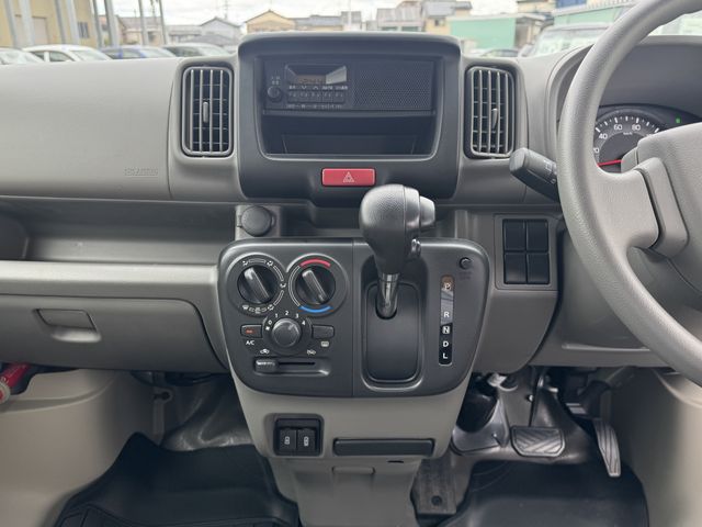 CLIPPER van
