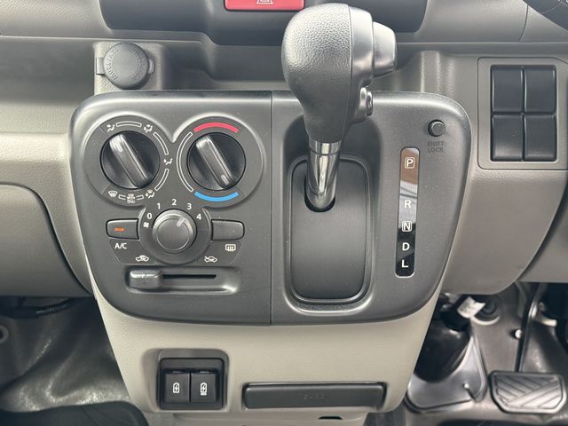 CLIPPER van