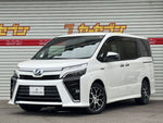VOXY HYBRID