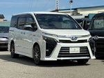 VOXY HYBRID