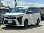 VOXY HYBRID