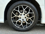 VOXY HYBRID