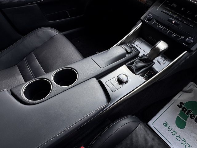 LEXUS IS250 4WD