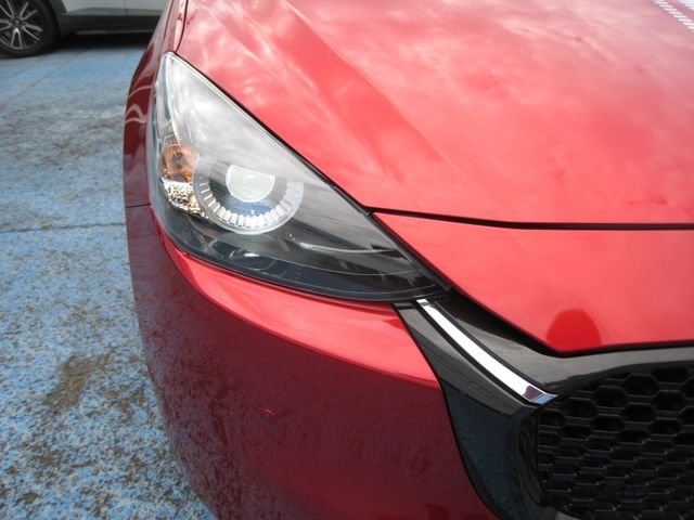 MAZDA2