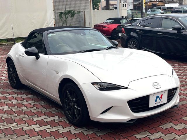 ROADSTER