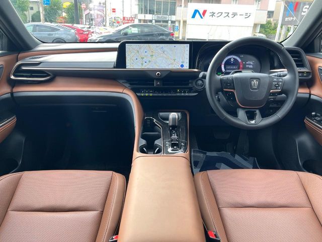 CROWN ESTATE 4WD
