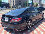 CROWN sedan hybrid