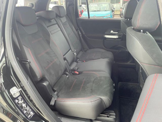 MERCEDES BENZ GLB