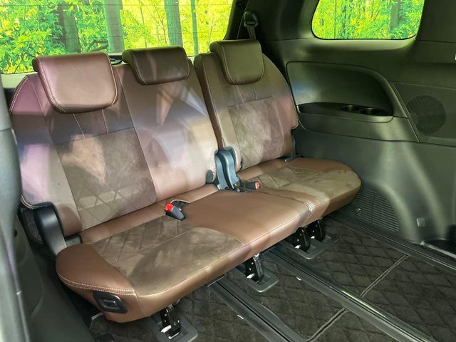 ESTIMA HYBRID 4WD