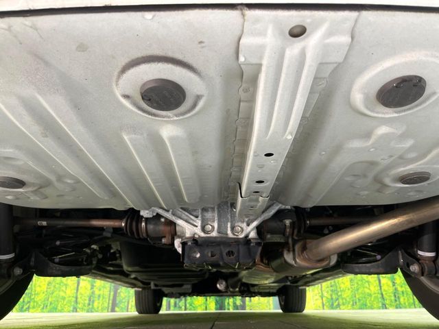 ESTIMA HYBRID 4WD