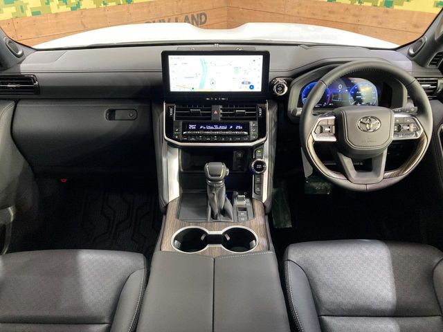 LANDCRUISER wagon