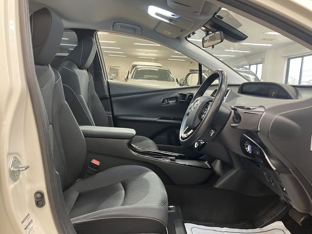 PRIUS PHV