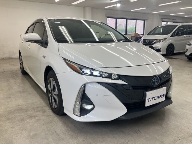 PRIUS PHV