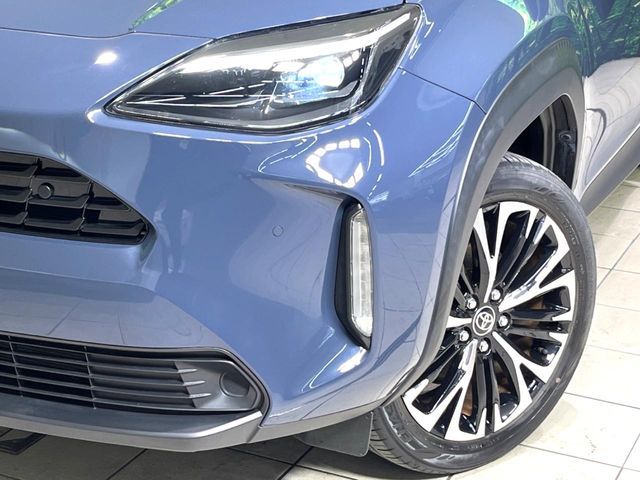 YARIS CROSS HYBRID