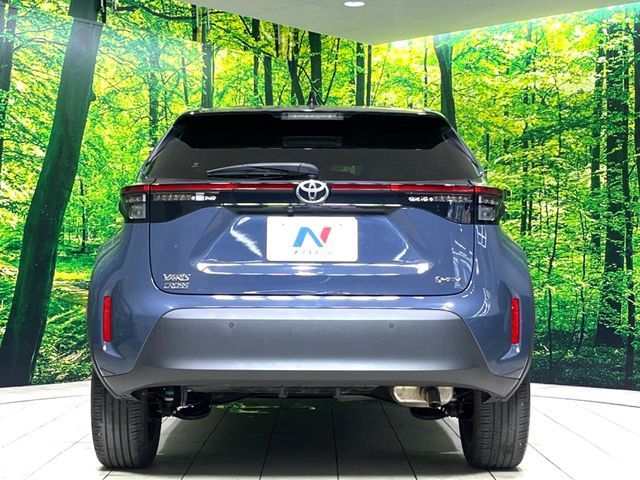 YARIS CROSS HYBRID