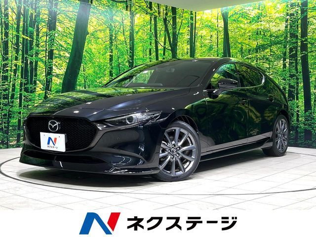 MAZDA3 FASTBACK
