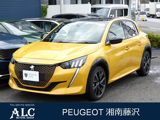 PEUGEOT e-208