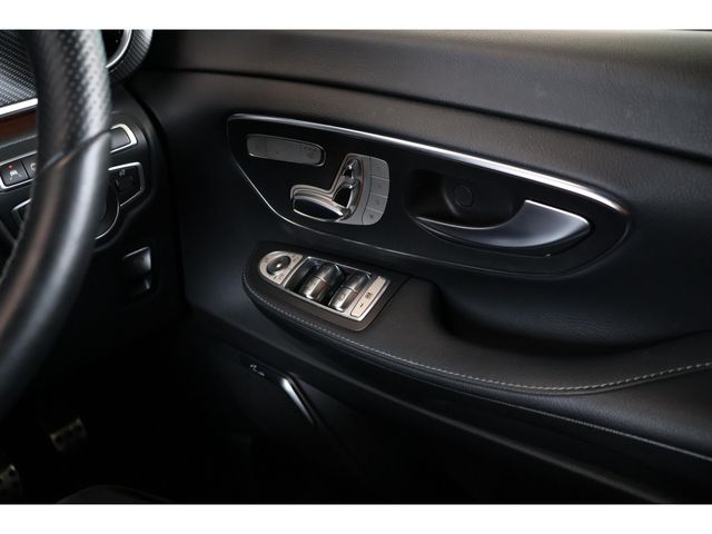 MERCEDES BENZ V class