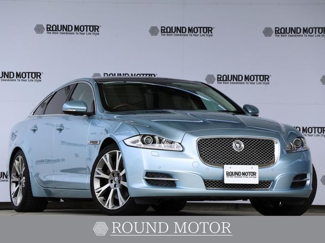 JAGUAR XJseries sedan
