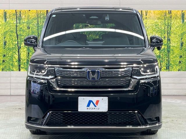 STEPWAGON e:HEV SPADA