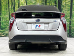 PRIUS 4WD