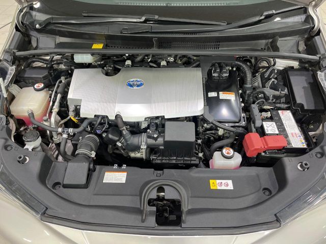 PRIUS 4WD