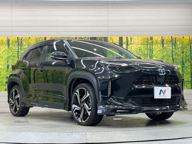 YARIS CROSS HYBRID