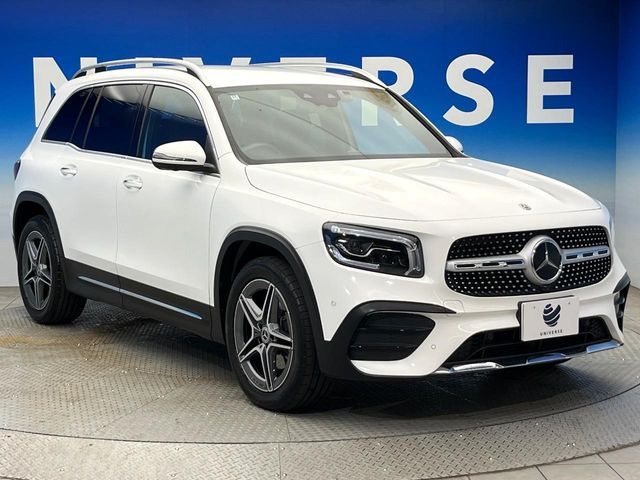 MERCEDES BENZ GLB