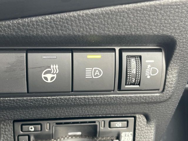COROLLA CROSS HYBRID