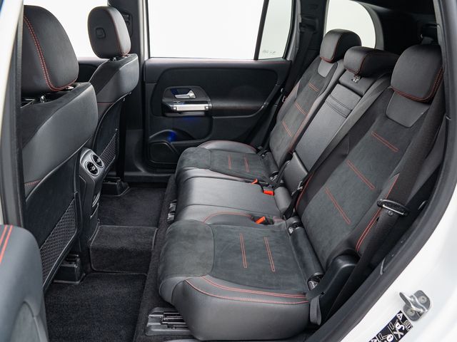 MERCEDES BENZ GLB