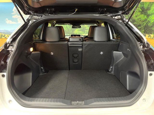YARIS CROSS HYBRID