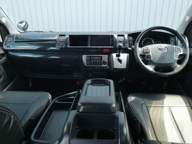 HIACE wagon 4WD