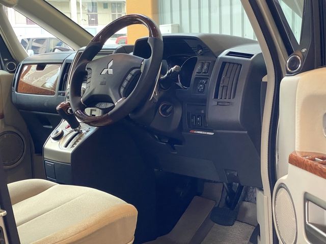 DELICA D:5 4WD