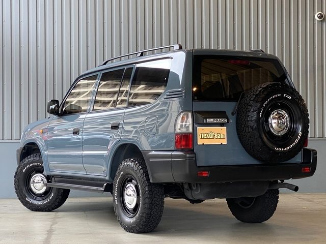 LANDCRUISER PRADO