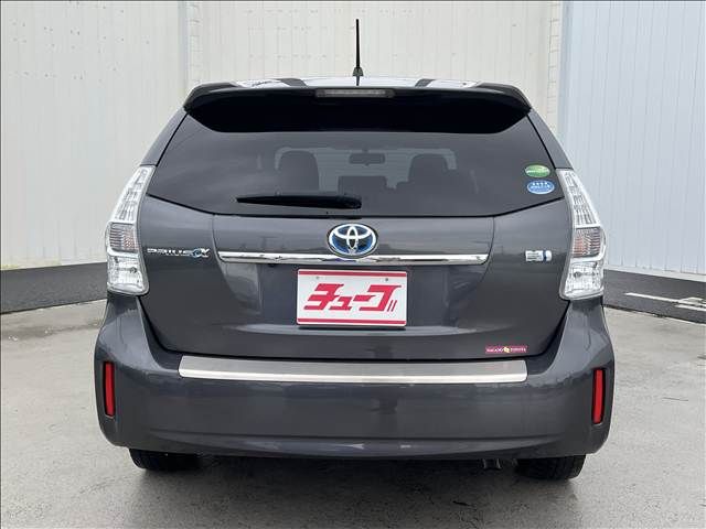 PRIUS Alpha